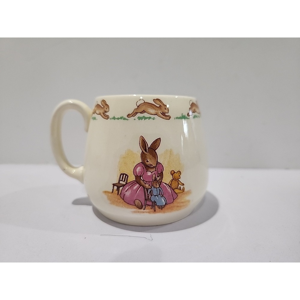 Royal Doulton Bunnykins Mug Bone China England Rabbit Scene Cream Cup